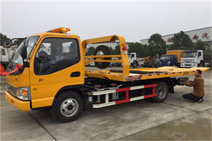 西丰哪里有拖车服务