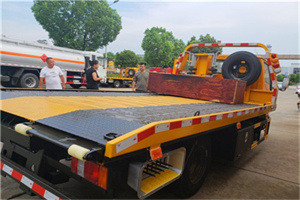 西丰附近拖车电话号码服务